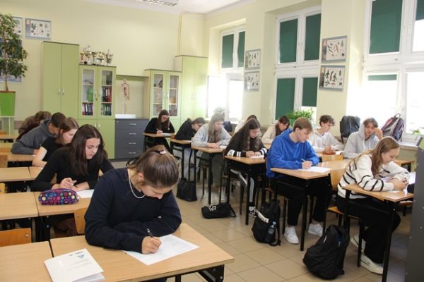 1-oa-szkolna-hivAA2E3AC1-7CF3-95DA-31A5-777D92E8A750.jpg