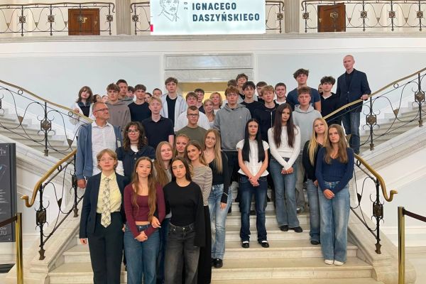 sejm176A370D7-1E19-F470-654F-2B48E700C3AA.jpg